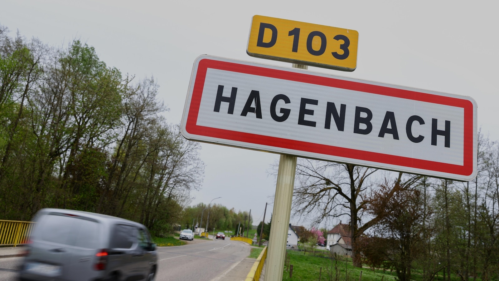 9 साल का बच्चा 2024 से यूटिलिटी वैन में बंद पाया गया, कुपोषित और चलने में असमर्थ