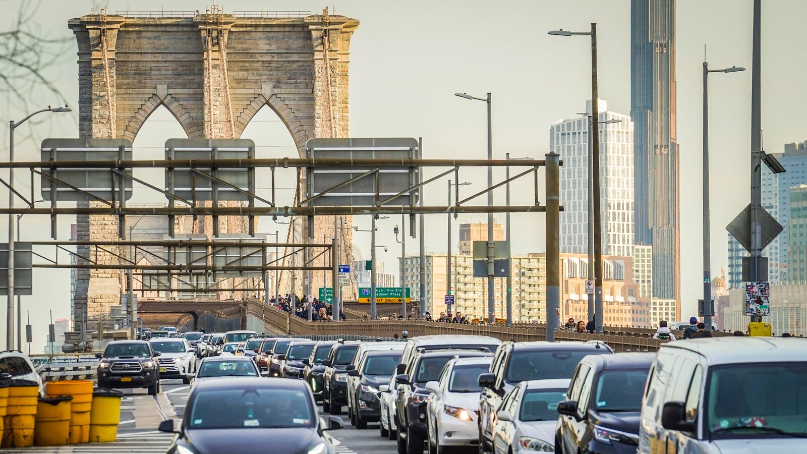  As electric vehicle sales slow, US relaxes plans for stricter auto emissions standards for a while