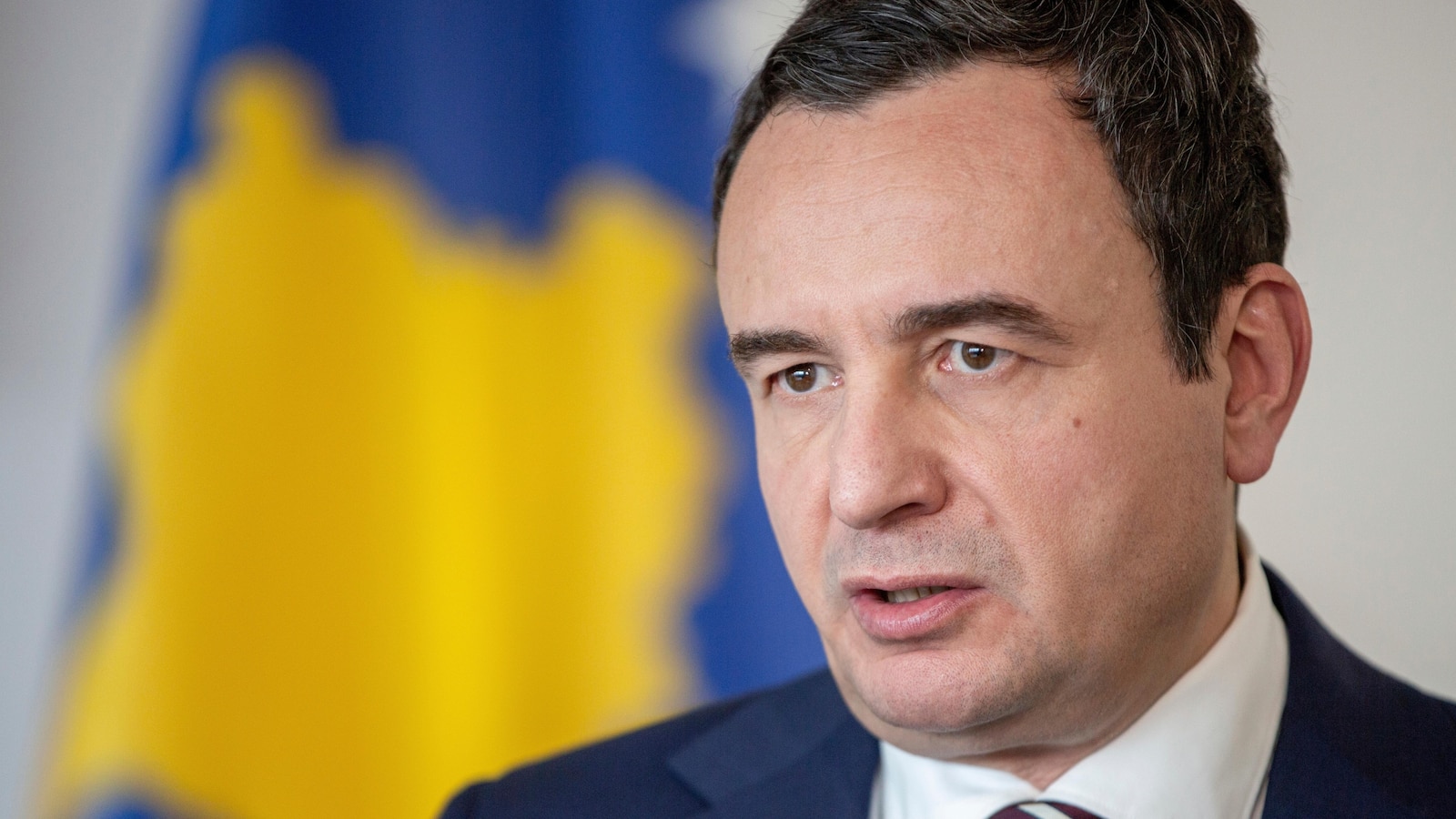  Kosovo heading for an early vote after lawmakers fail to elect government