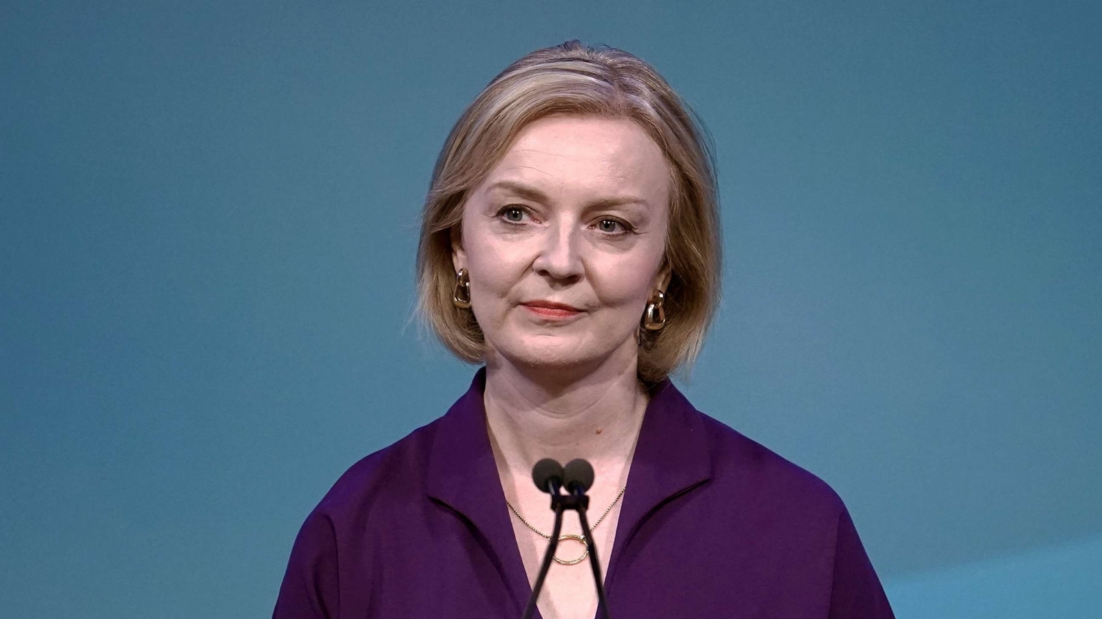 Liz Truss becomes UK prime minister after Boris Johnson's resignation ...