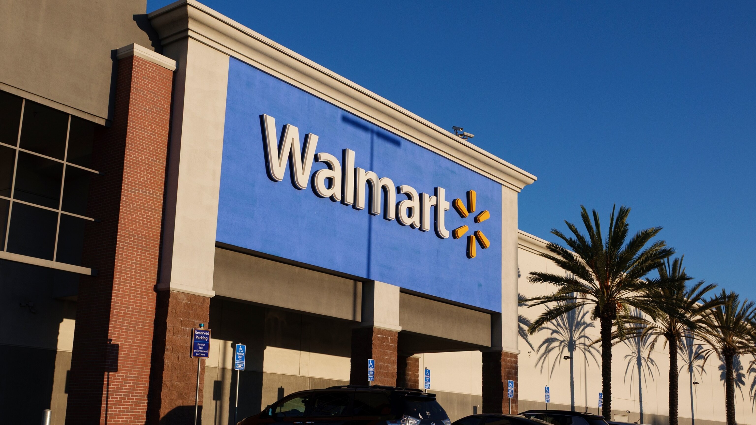 Walmart to stop use of synthetic dyes in private label food