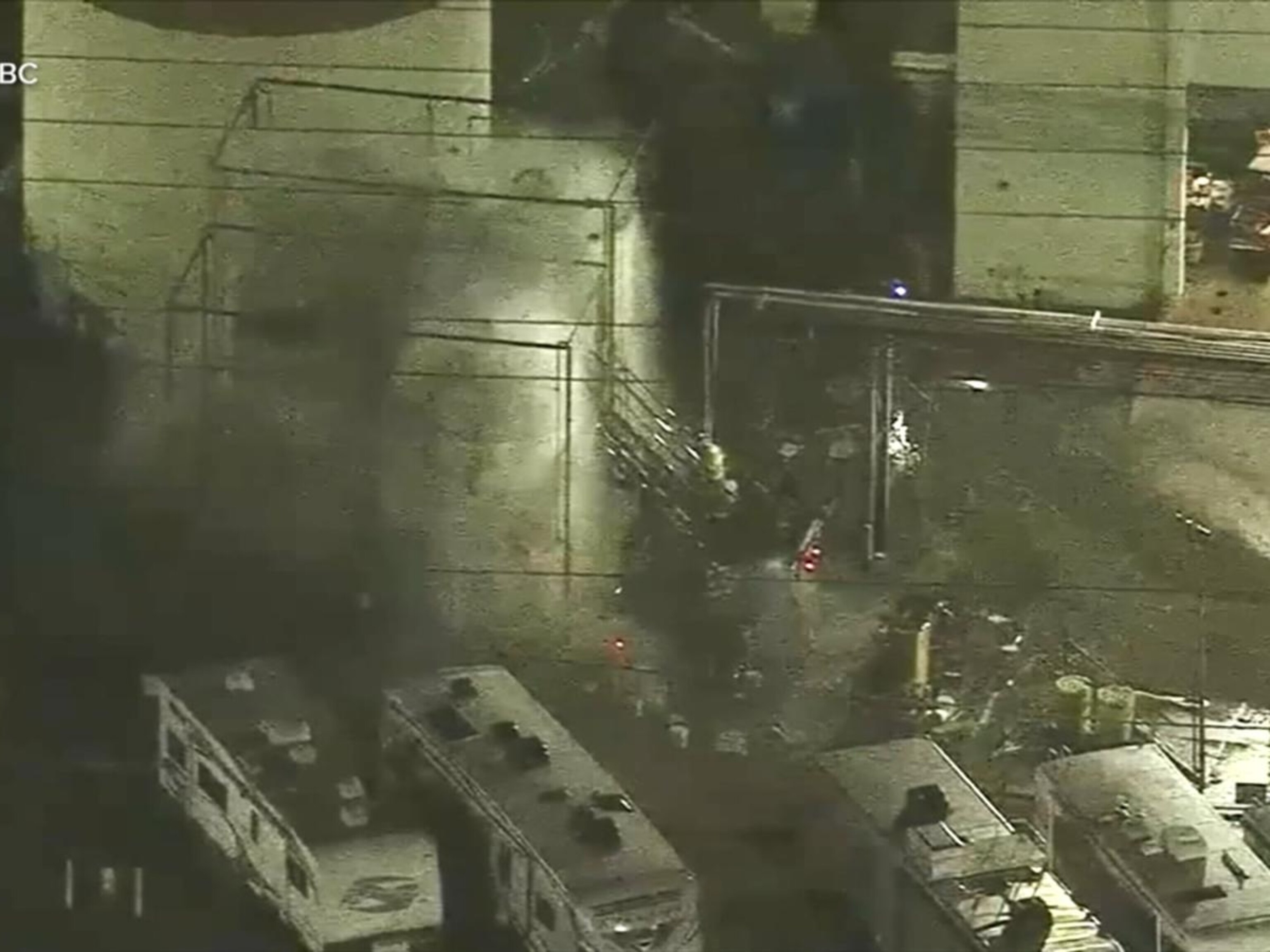 Video Race to contain toxic leak in Garden Grove, California - ABC