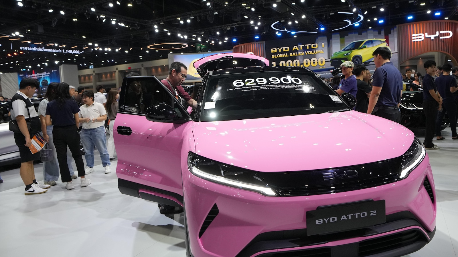 De Chinese auto-export stijgt naarmate de verwachtingen voor elektrische auto’s toenemen als gevolg van de Iraanse oorlogsenergieschok