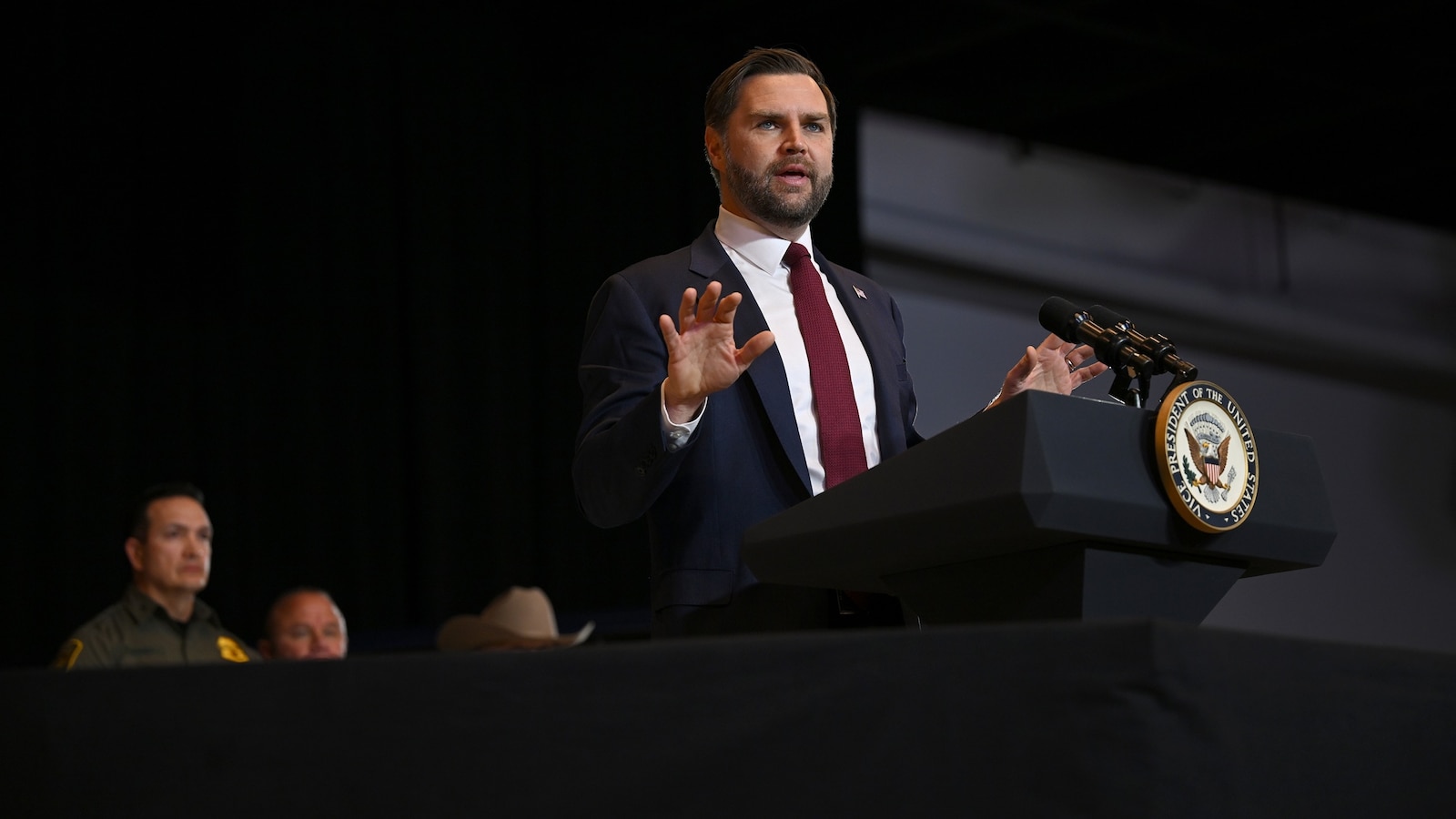 Vance, in Minneapolis, calls on local officials to 'lower the temperature'