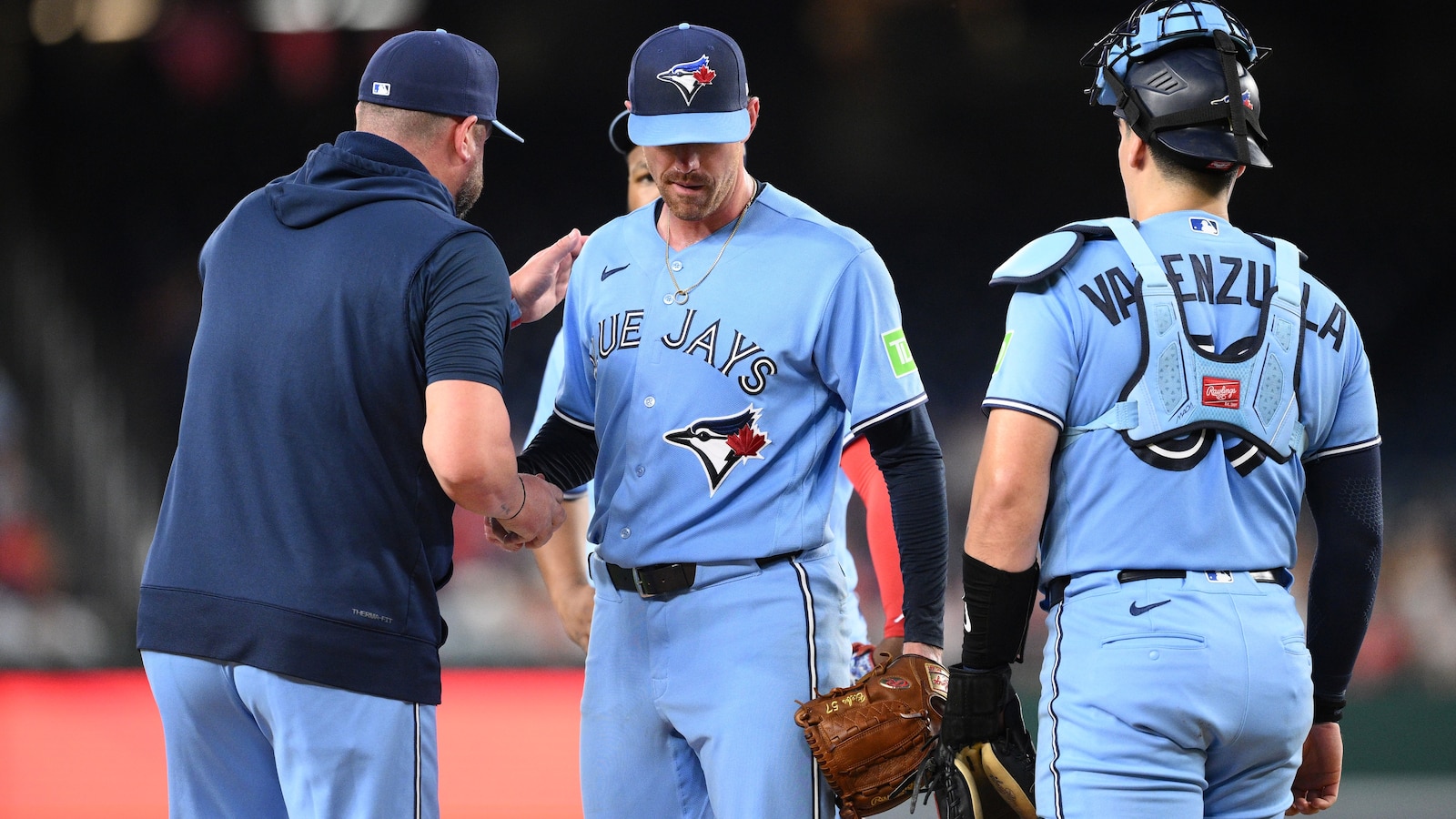 Nationals draw 6 walks against Shane Bieber in 4-run first inning, beat Blue Jays 8-6