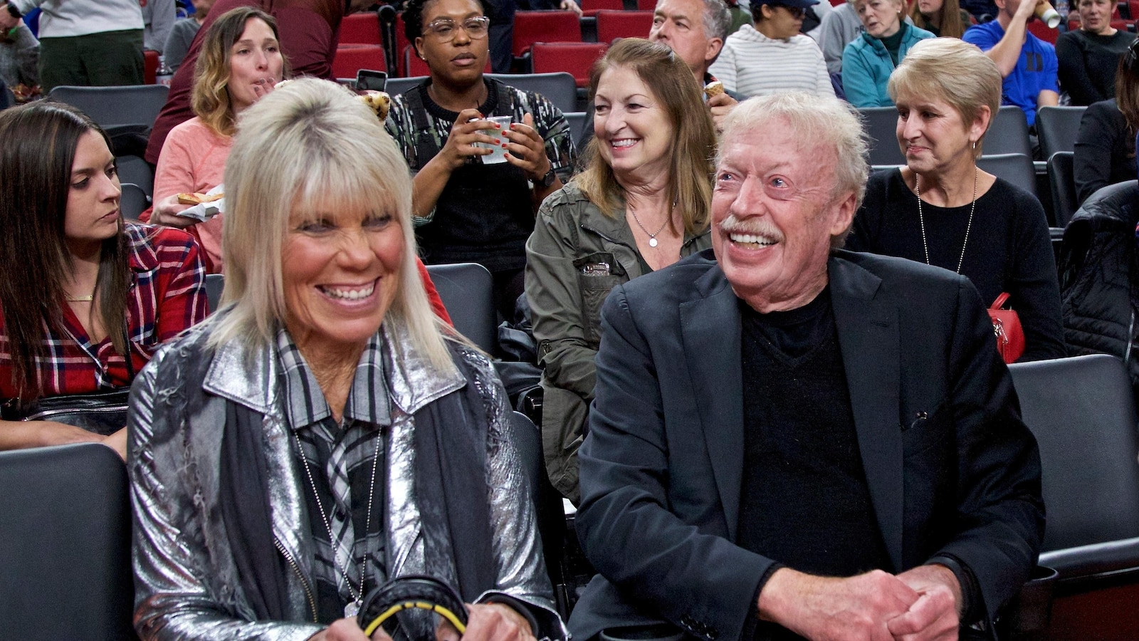 Phil and Penny Knight's donation tops the Chronicle of Philanthropy's list of 2025's biggest gifts