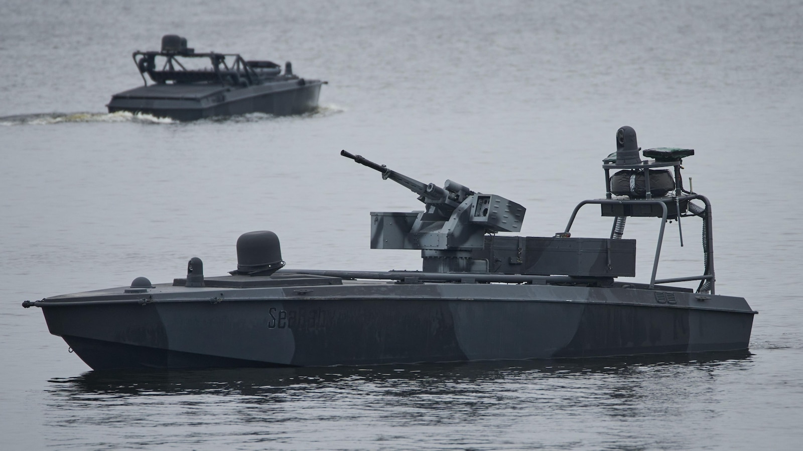 Ukrainian forces operating in Libya have attacked a Russian tanker, officials say