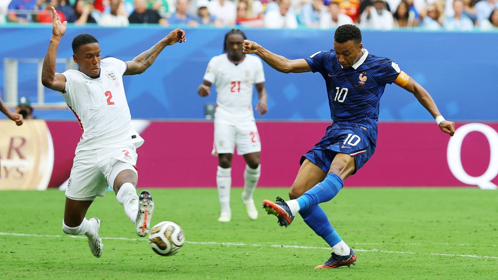 England schlägt Frankreich mit 6:4 und sichert sich den 3 ...