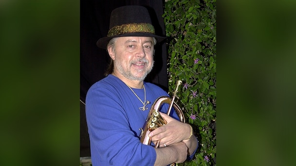 Chuck Mangione, 'Feels So Good' musician and bandleader, dead at 84 - ABC  News