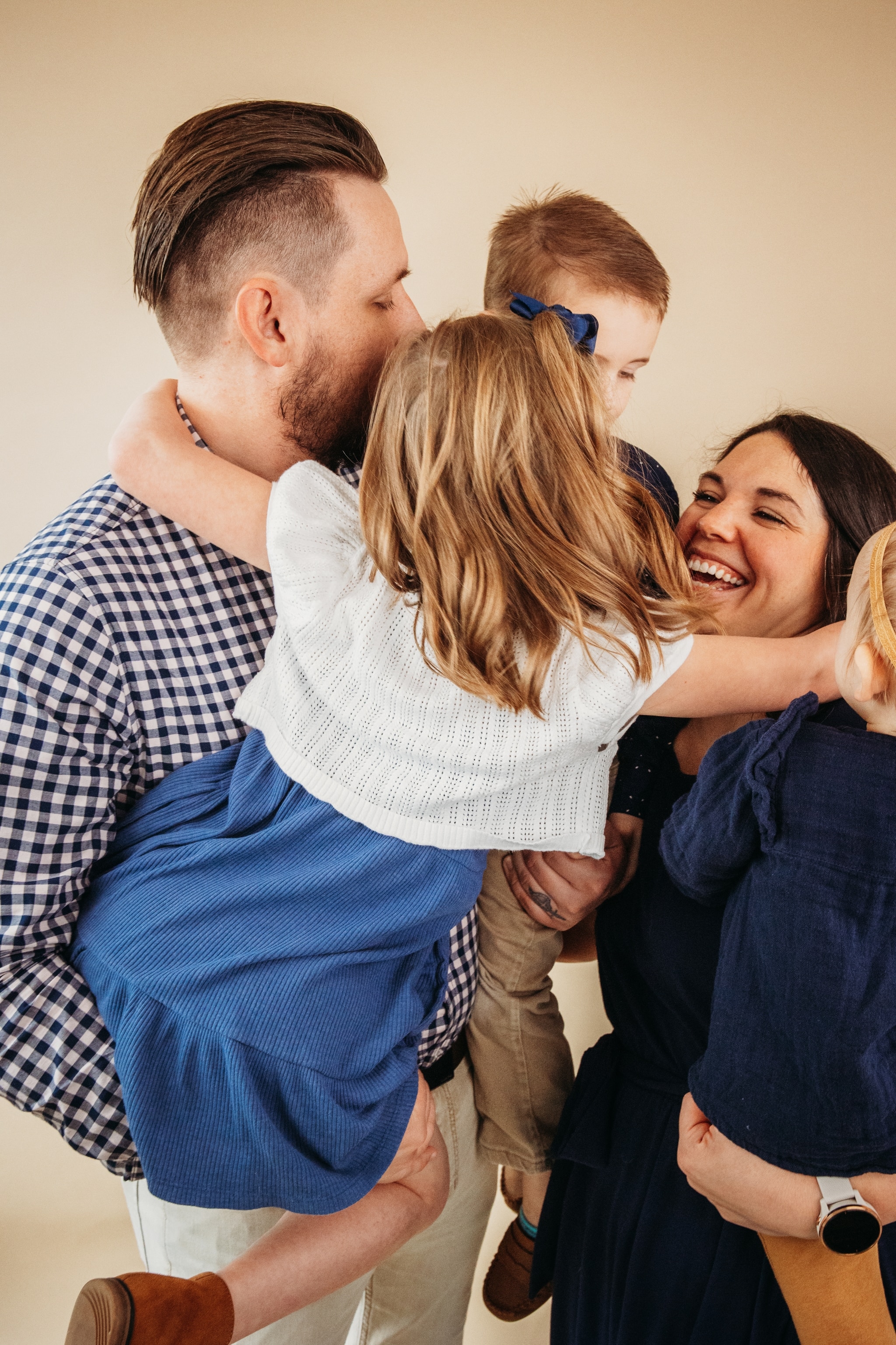 PHOTO: Kelsey and Caleb Hatcher, of Alabama, are pictured with their three children, ages 7, 4 and nearly 2.