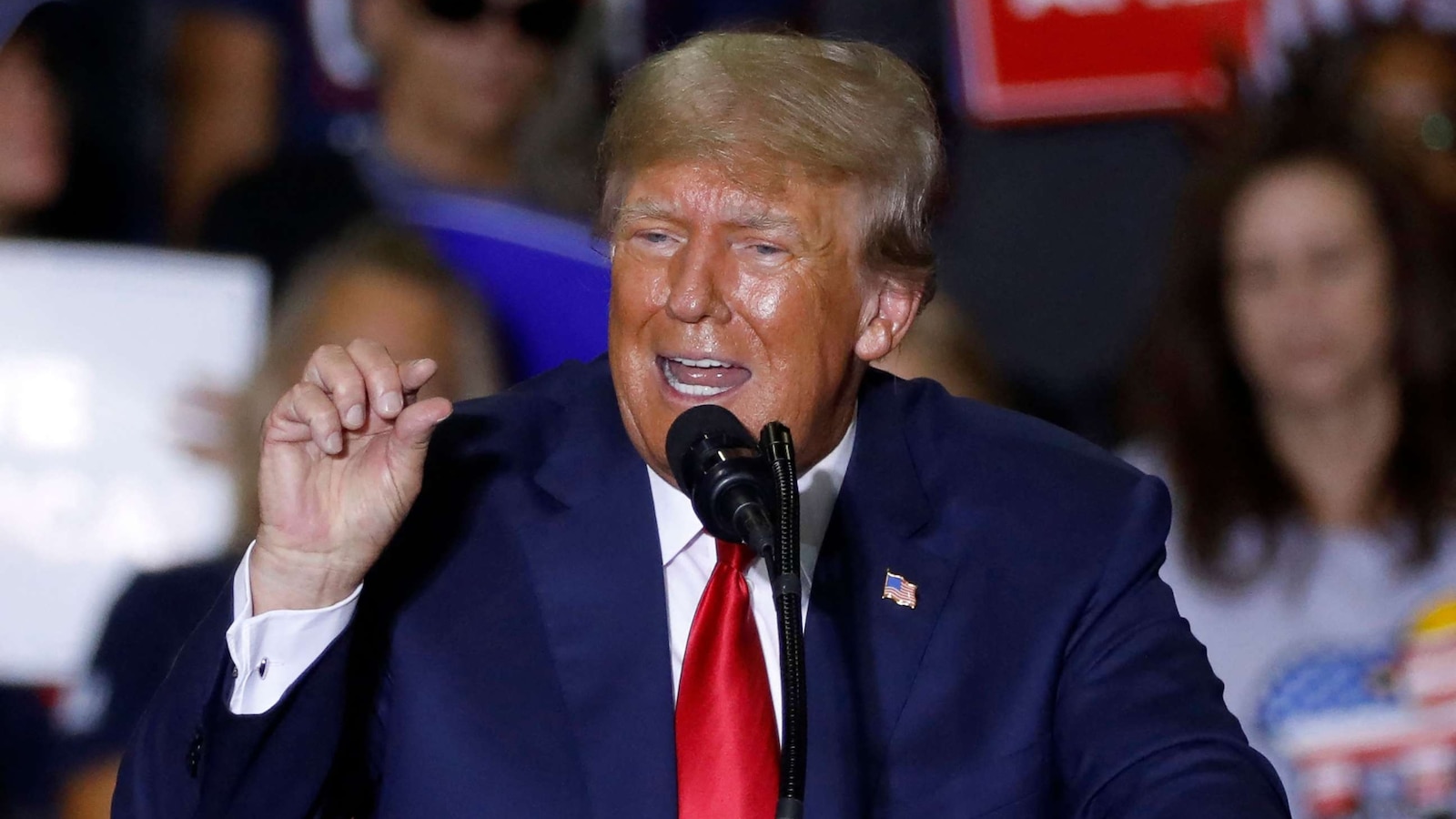 Supreme Court temporarily blocks House committee from getting Donald ...
