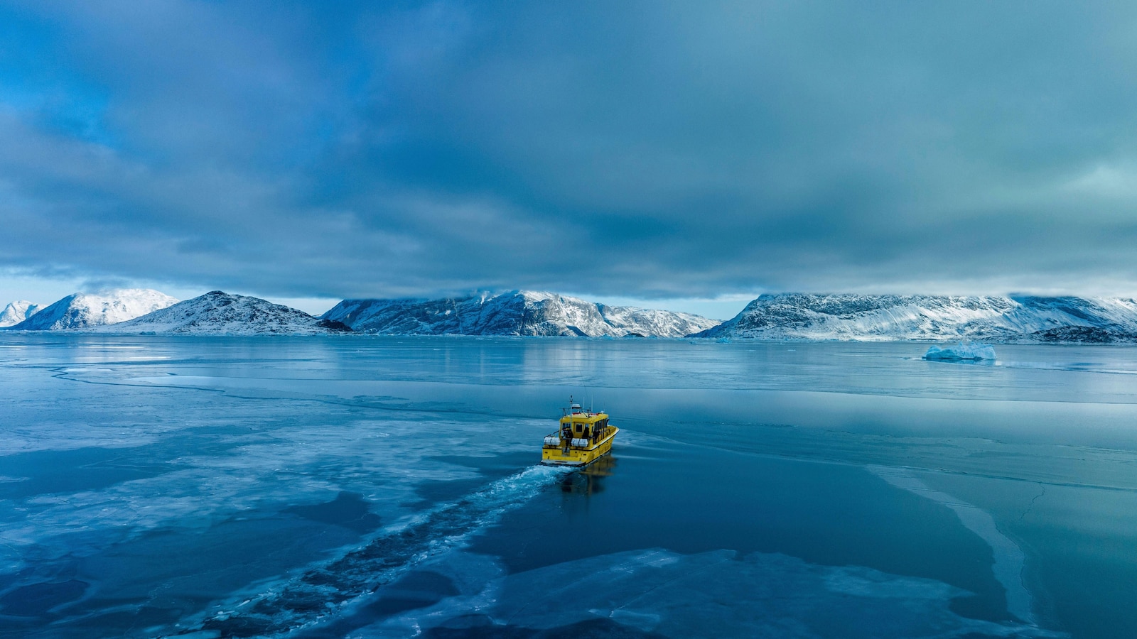 Китай казва че Съединените щати не трябва да използват други