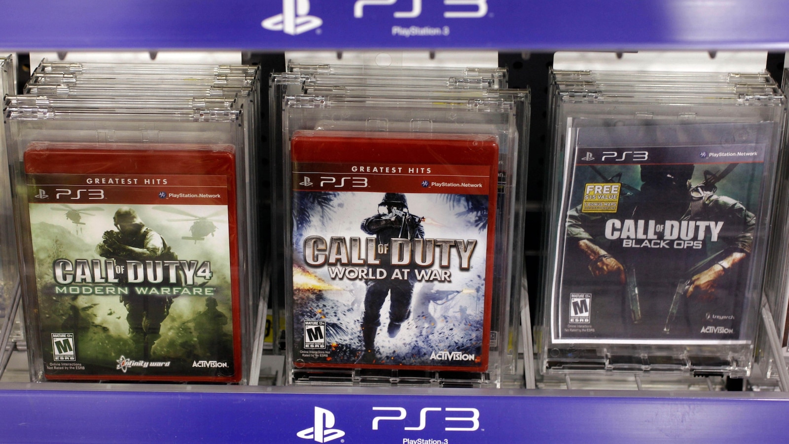 White House war promo videos marry action movies, sports and video games to real-life combat footage