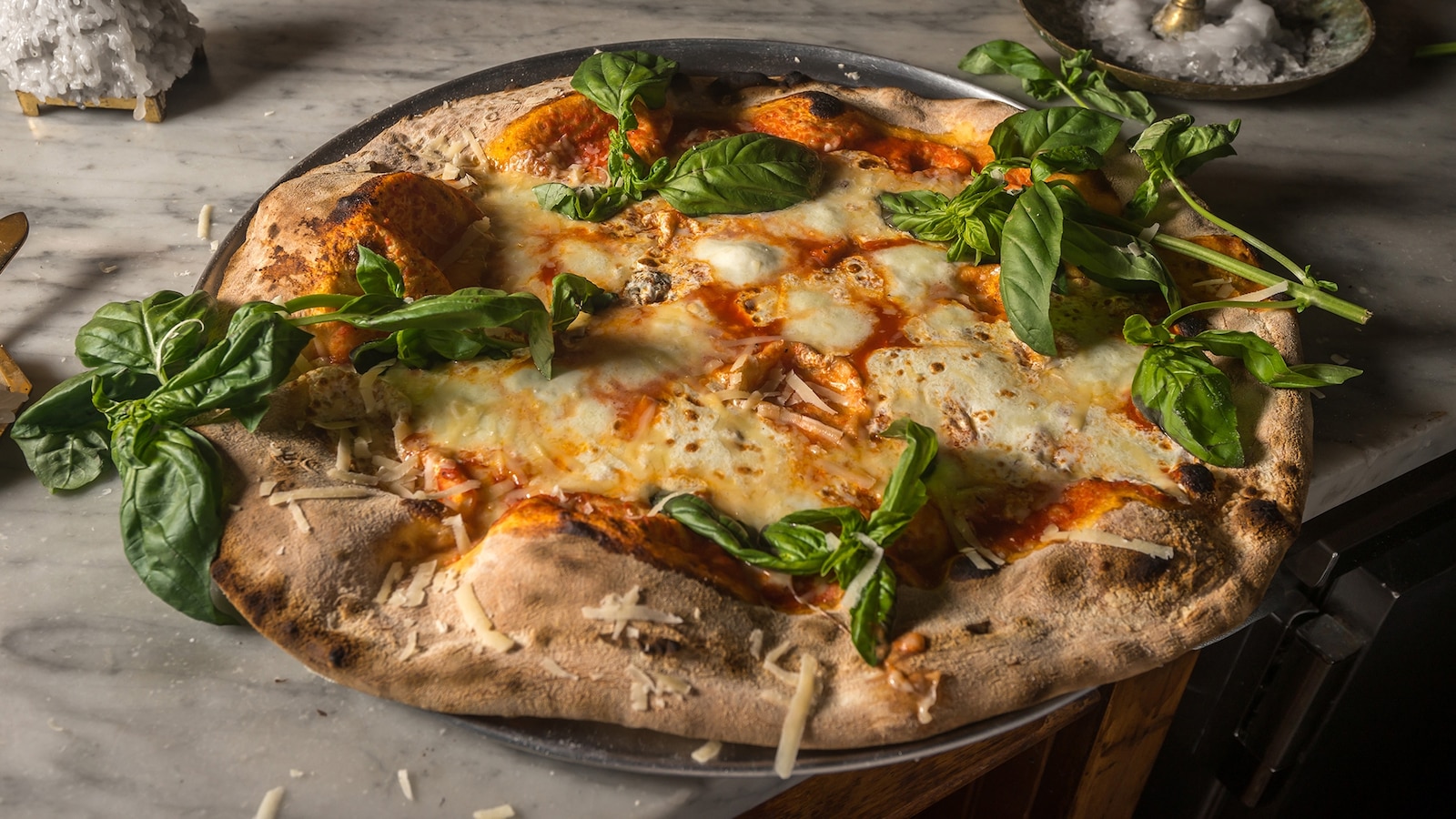 Lucali chef, owner shares homemade pizza and salad recipes ABC News