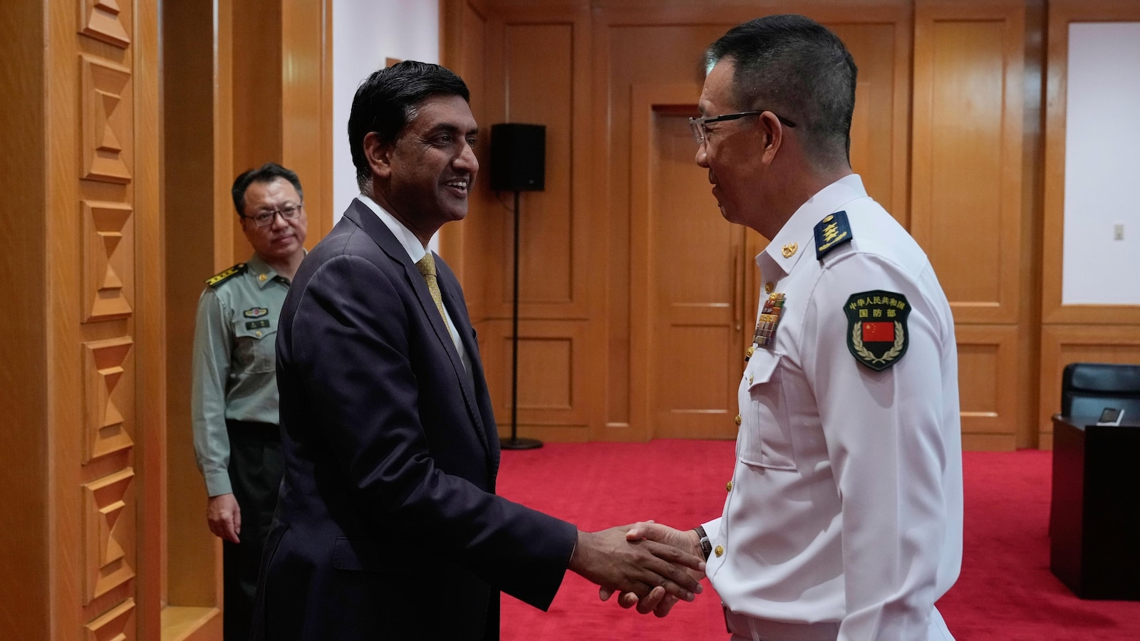 US lawmakers visiting China seek to improve military cooperation