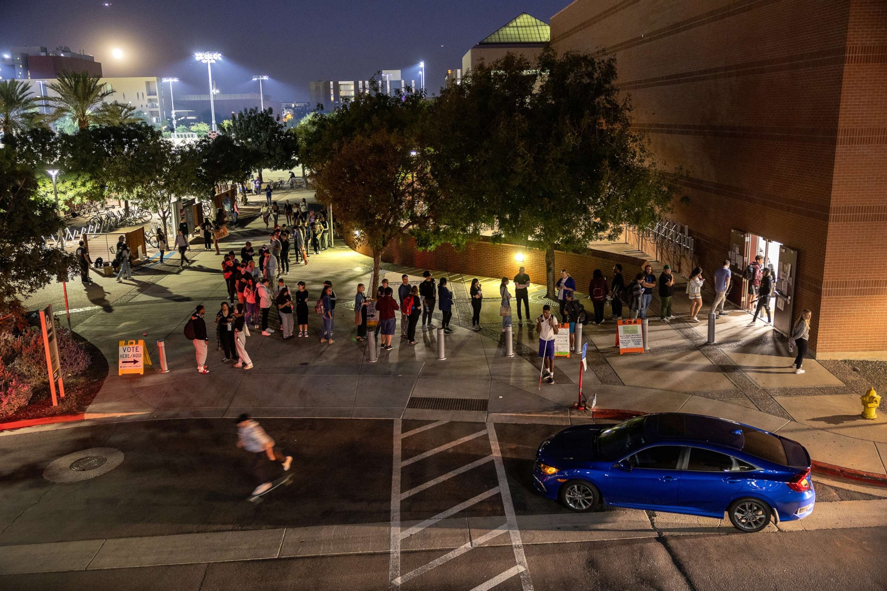 PHOTO: College students line up to vote on the campus of Arizona State University on Nov. 8, 2022 in Tempe, Ariz.