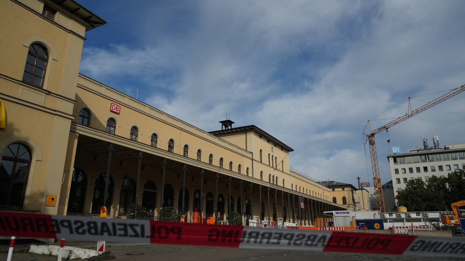 Explosion near German train station injures several people and draws police response