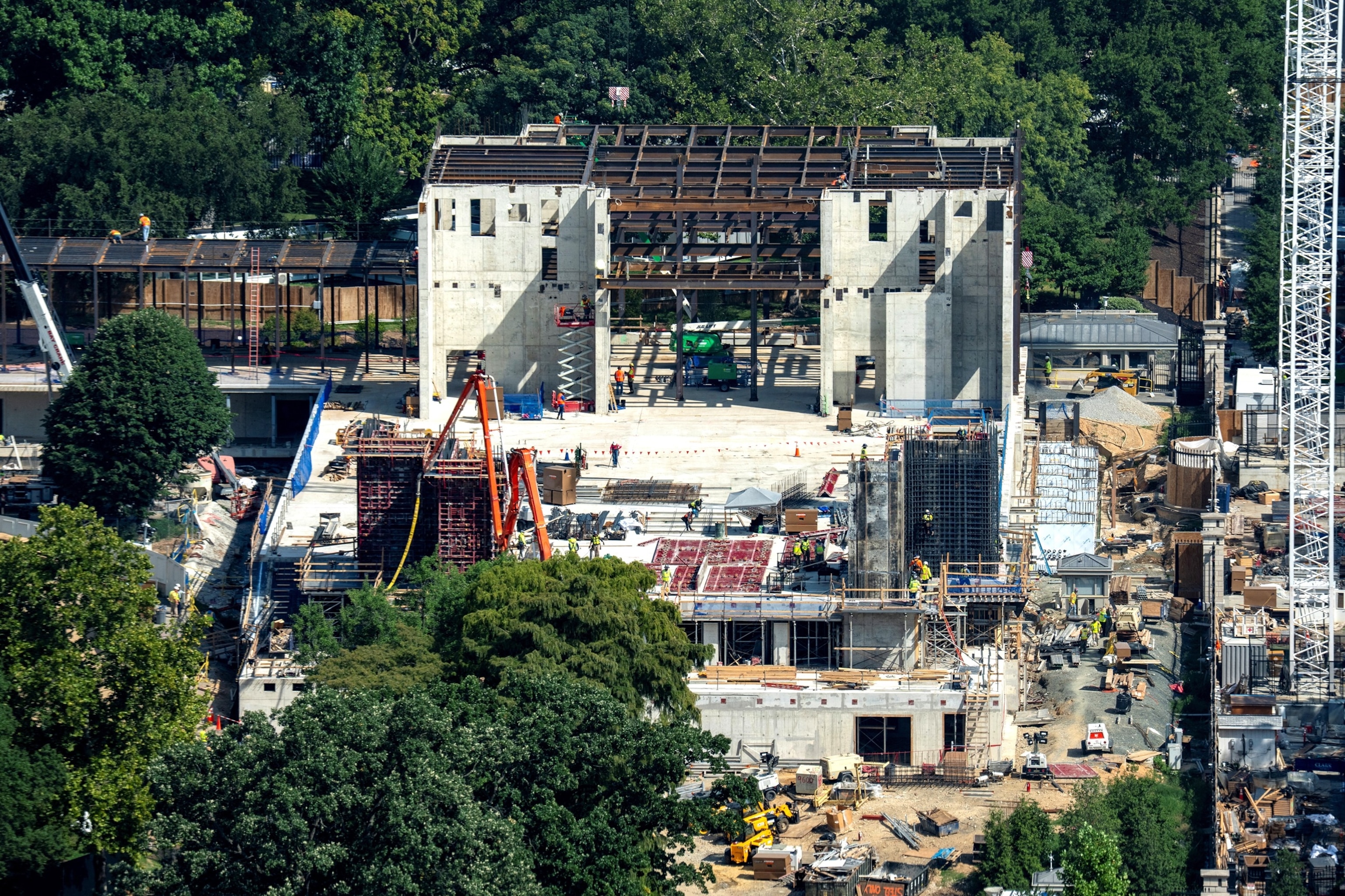 SCOTUS allows White House ballroom construction to proceed despite legal challenge