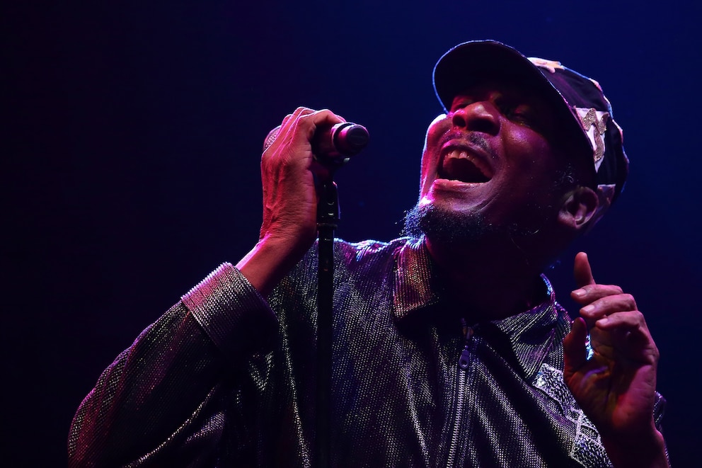 PHOTO: Jimmy Cliff performs live on stage on Day 1 at the Singapore Formula One Grand Prix Marina Bay Street Circuit at the Padang on September 18, 2015 in Singapore.