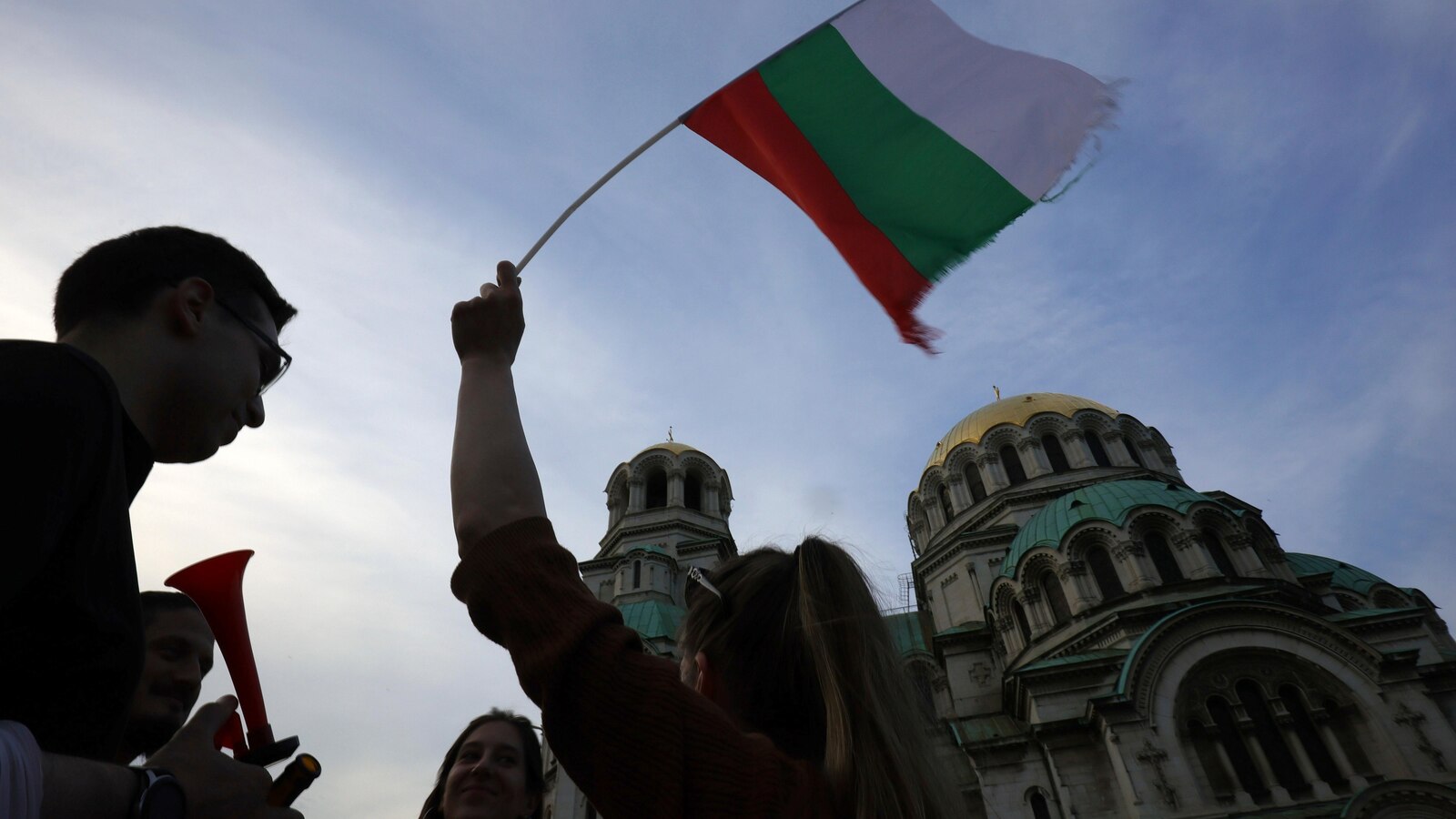 Bulgarian parliament formally approves caretaker govt to run country until elections