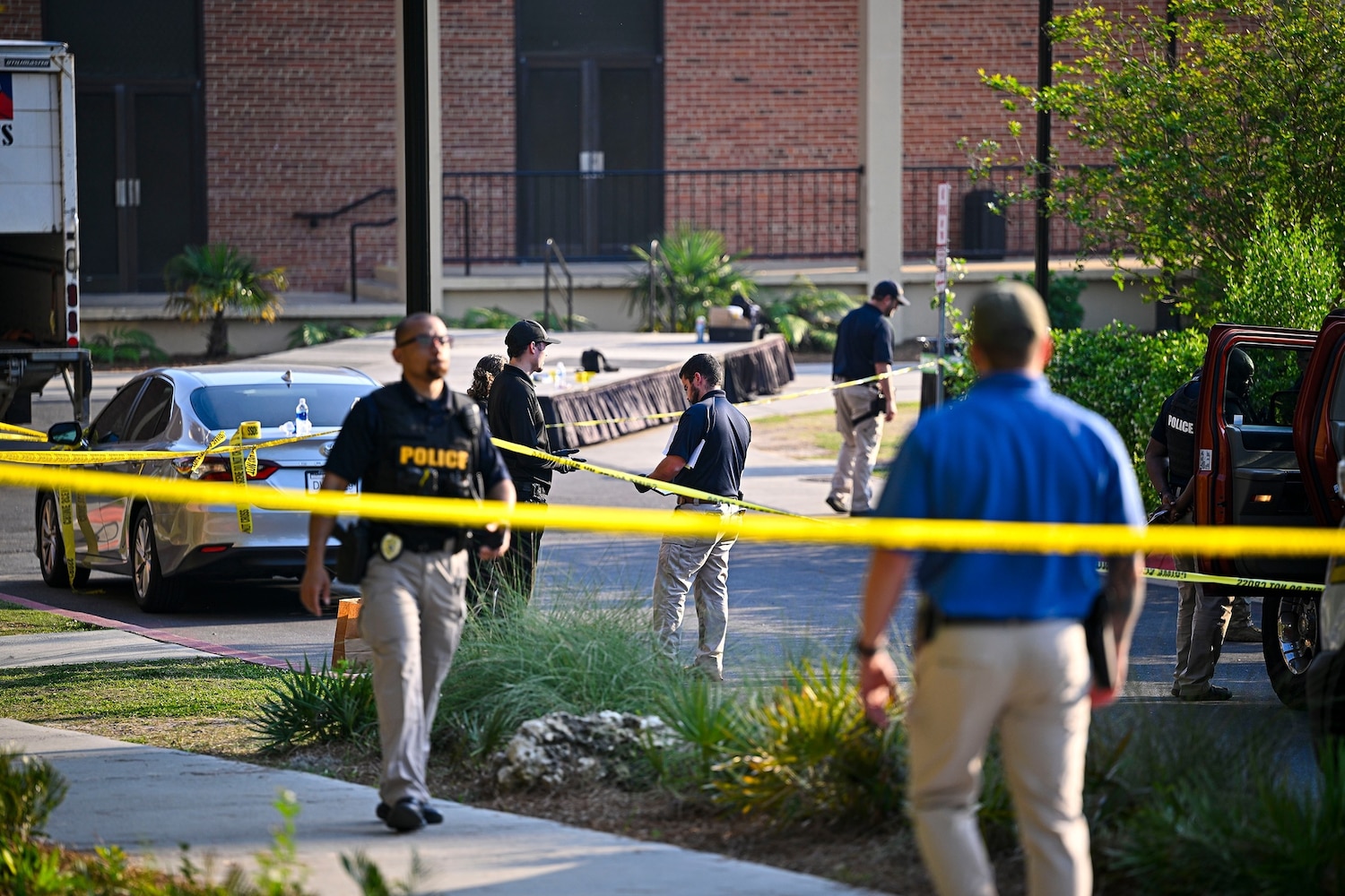 FSU shooting suspect makes 1st appearance in court after weeks in hospital  - ABC News
