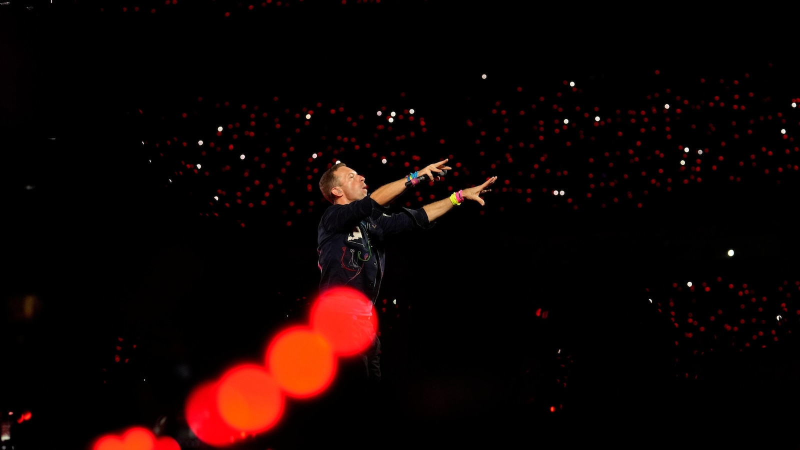 Caught on Camera: Tech Exec Resigns After Viral Coldplay Concert Moment!