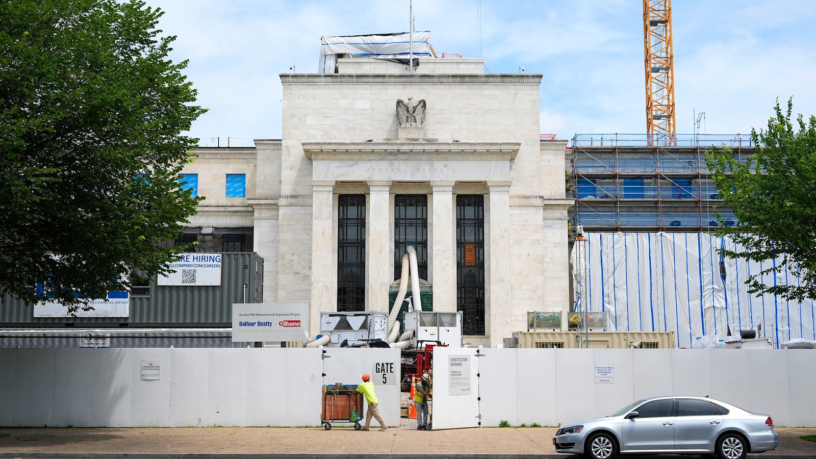 White House Intensifies Pressure on Fed Chair Powell Over $2.5 Billion Renovation Costs