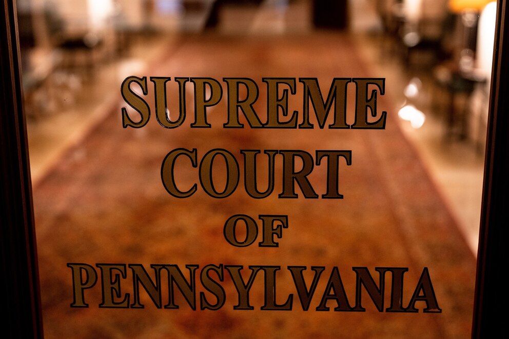 PHOTO: Election 2025 State Supreme Courts