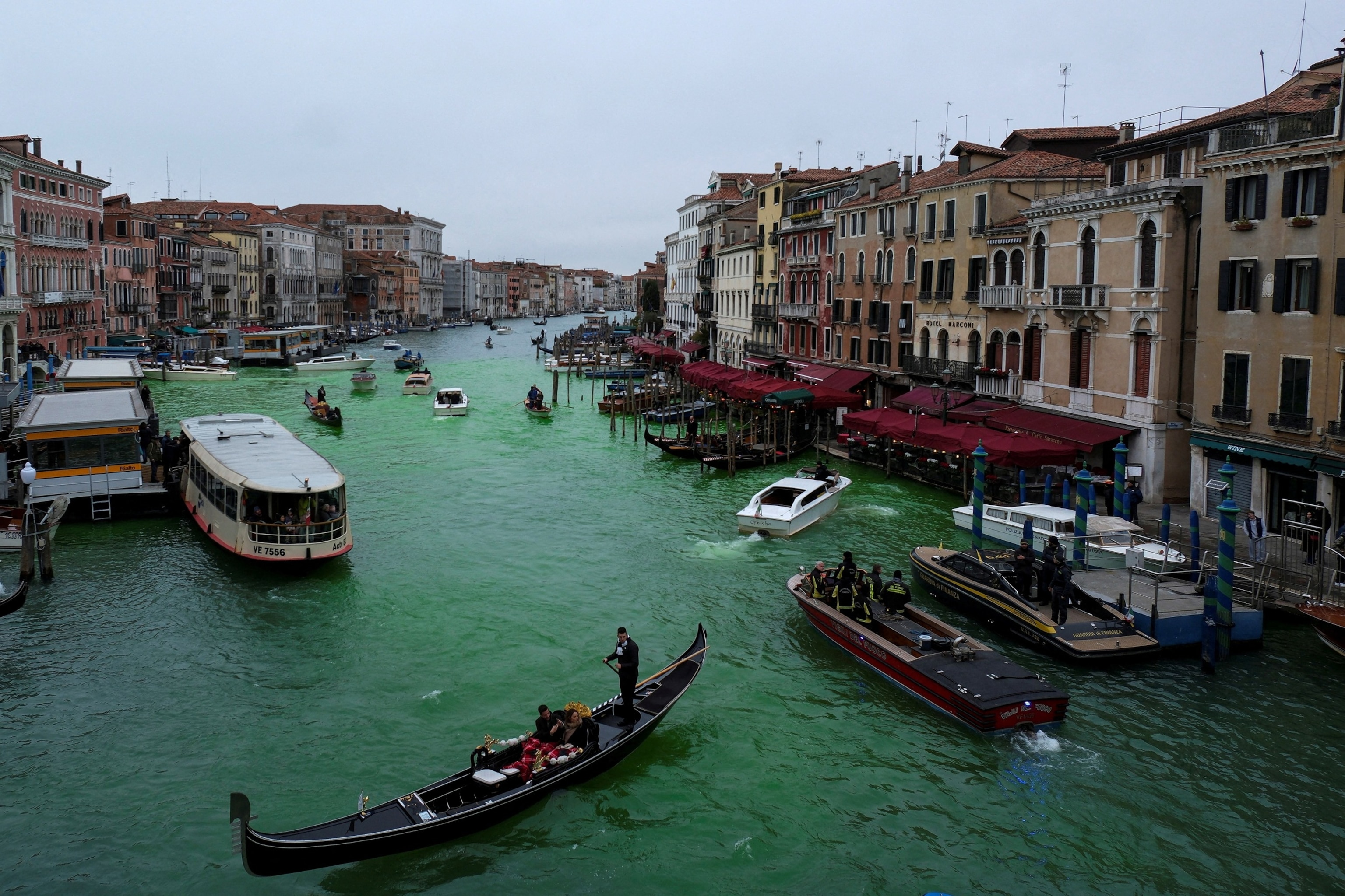 Climate activist Greta Thunberg banned from Venice after Grand Canal dyed  green - ABC News, image size:3072x2048