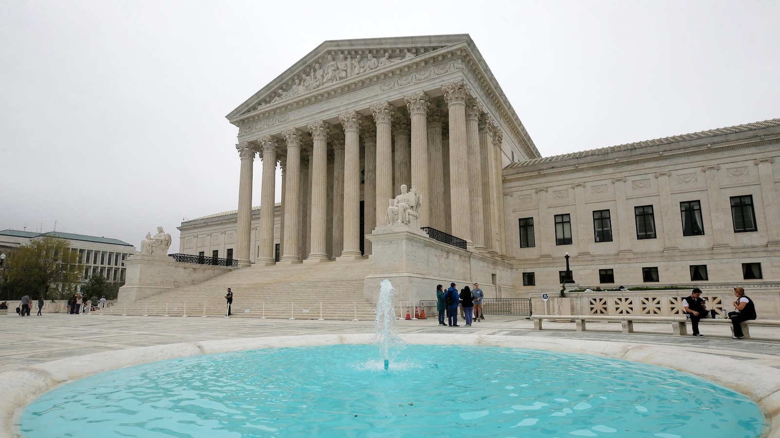  Supreme Court rules for Michigan in its fight to shut down an aging energy pipeline