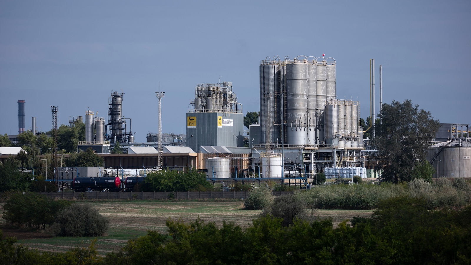 Hungría amenaza con bloquear el vigésimo paquete de sanciones de la UE a Rusia por la detención de envíos de petróleo