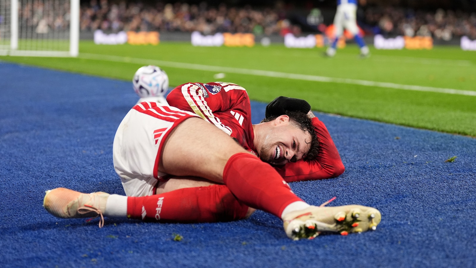 Forest misfire but leave Ipswich with point after controversial draw ...