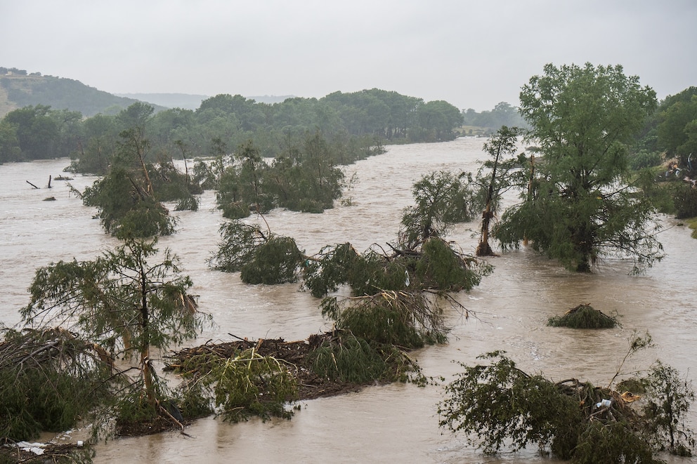 PHOTO: Deaths Reported After Flooding In Texas Hill Country
