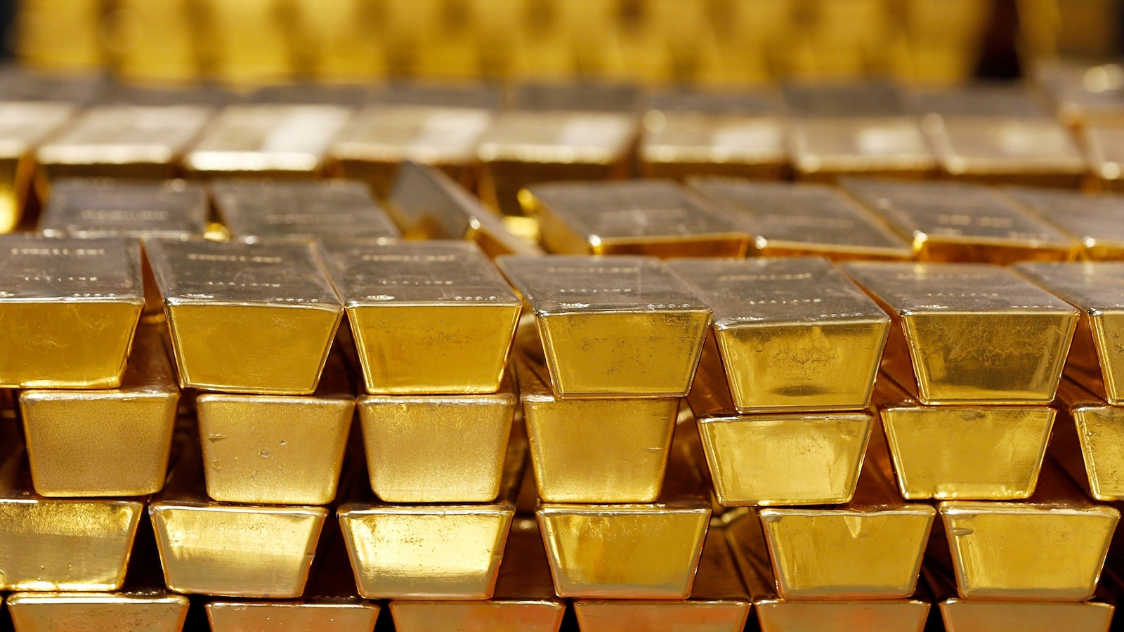 Why gold prices are plunging amid the Iran war, despite being a supposedly safe asset
