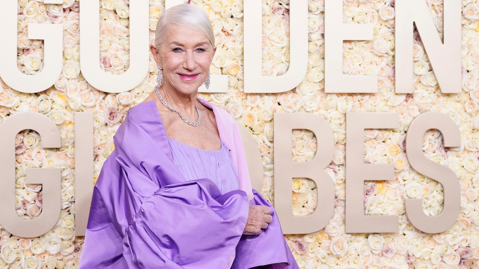 Helen Mirren will receive the Golden Globes' Cecil B. DeMille award