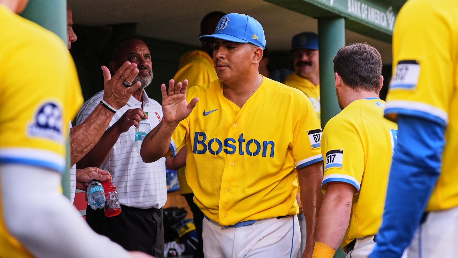 Ranger Suarez goes 7 innings, Wilyer Abreu hits key 2-run double as Red Sox beat Royals 5-1