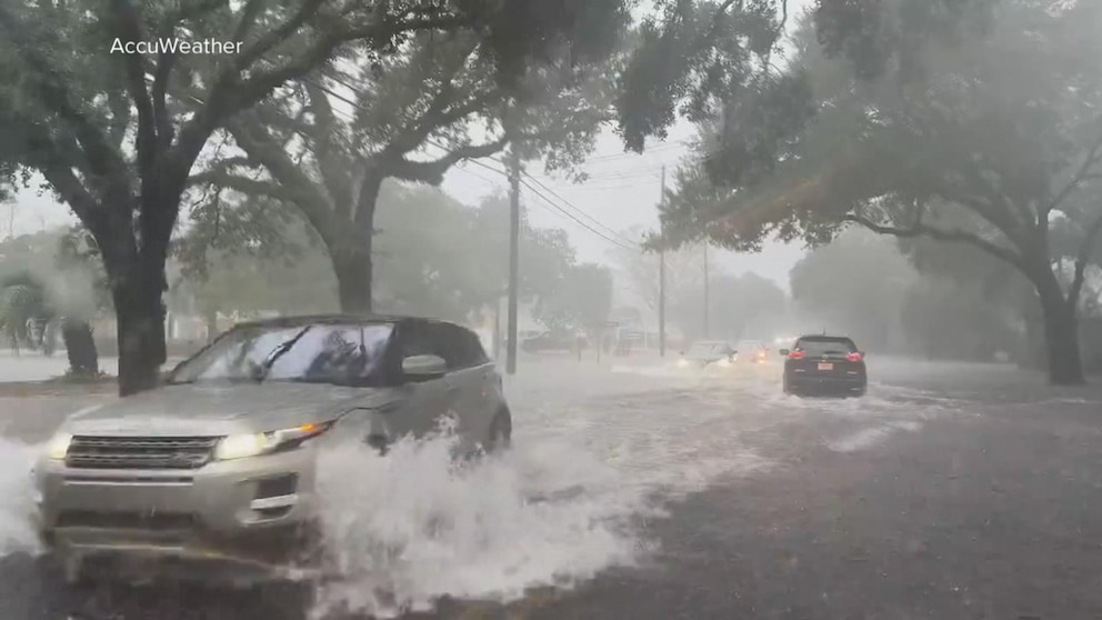 Video 60 million Americans on alert for intense coastal storms - ABC News