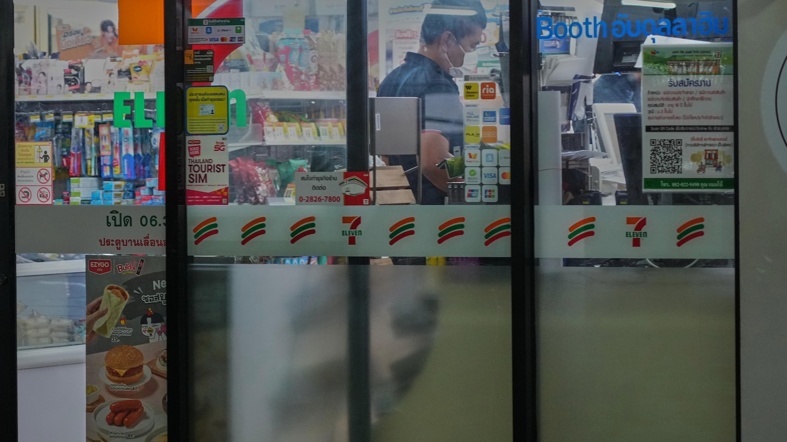 Thailand lifts ban on afternoon alcohol sales in time for year-end festivities