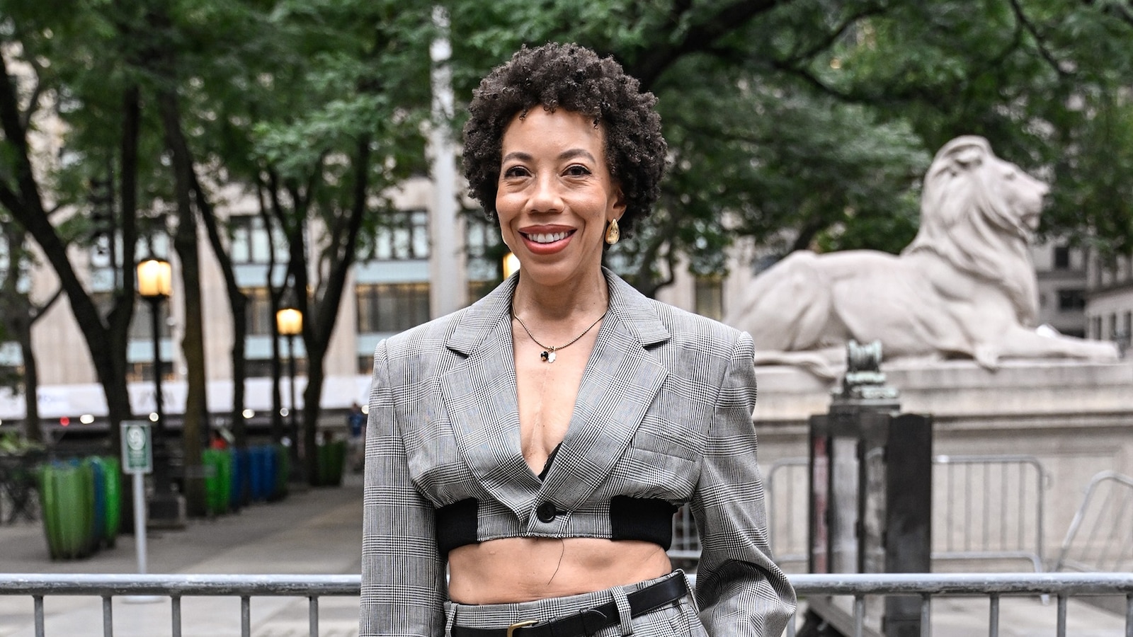 Artist Amy Sherald cancels Smithsonian exhibit, citing 'culture of censorship'