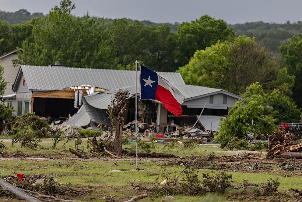 PHOTO: Death Toll Rises After Flash Floods In Texas Hill Country