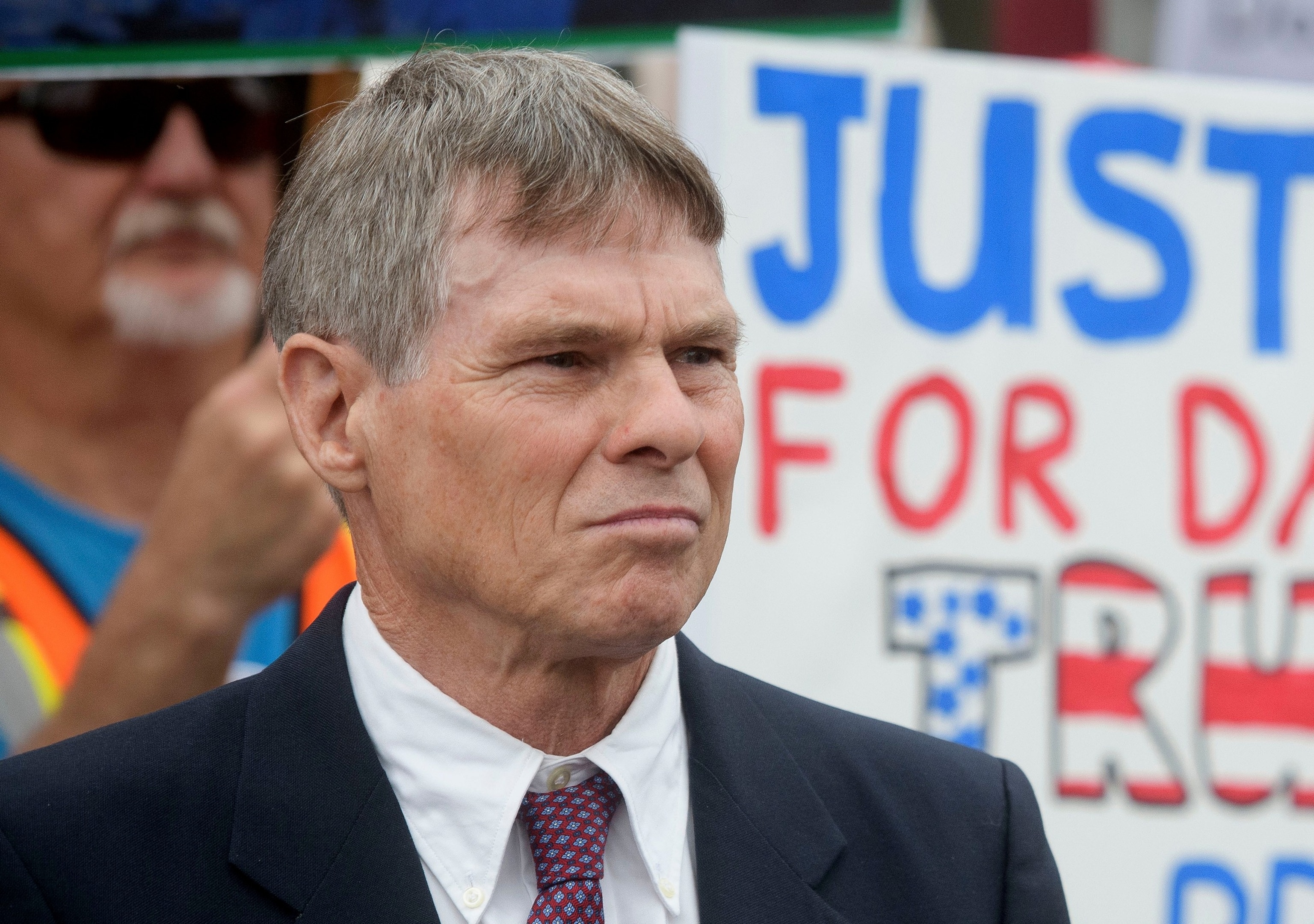 DOJ seeks to keep door open to re-charge David Hearn in Reflecting Pool case