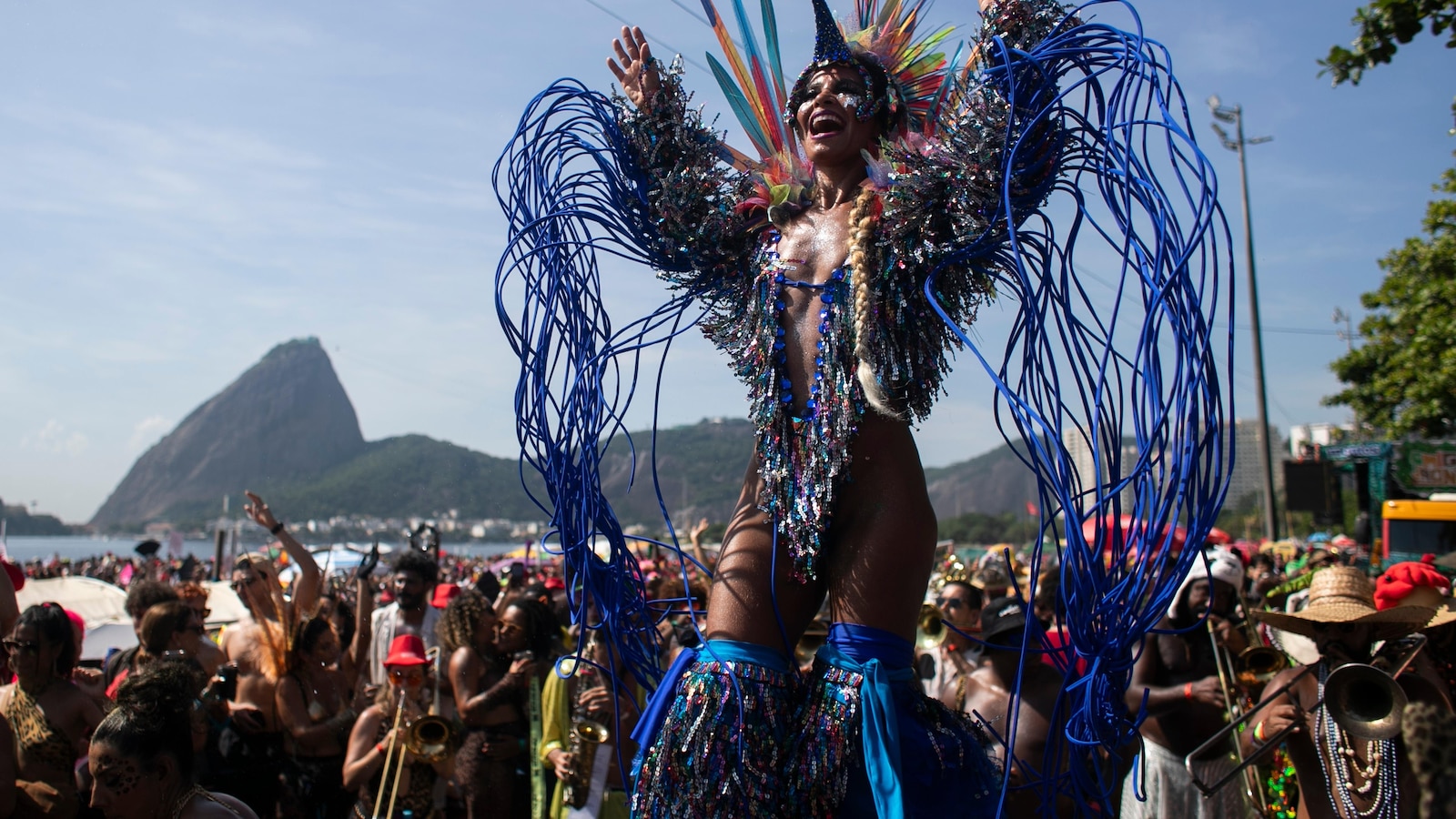 Улично парти в Бразилия, което трябва и какво не трябва: Комплект за оцеляване от ветерани до начинаещи