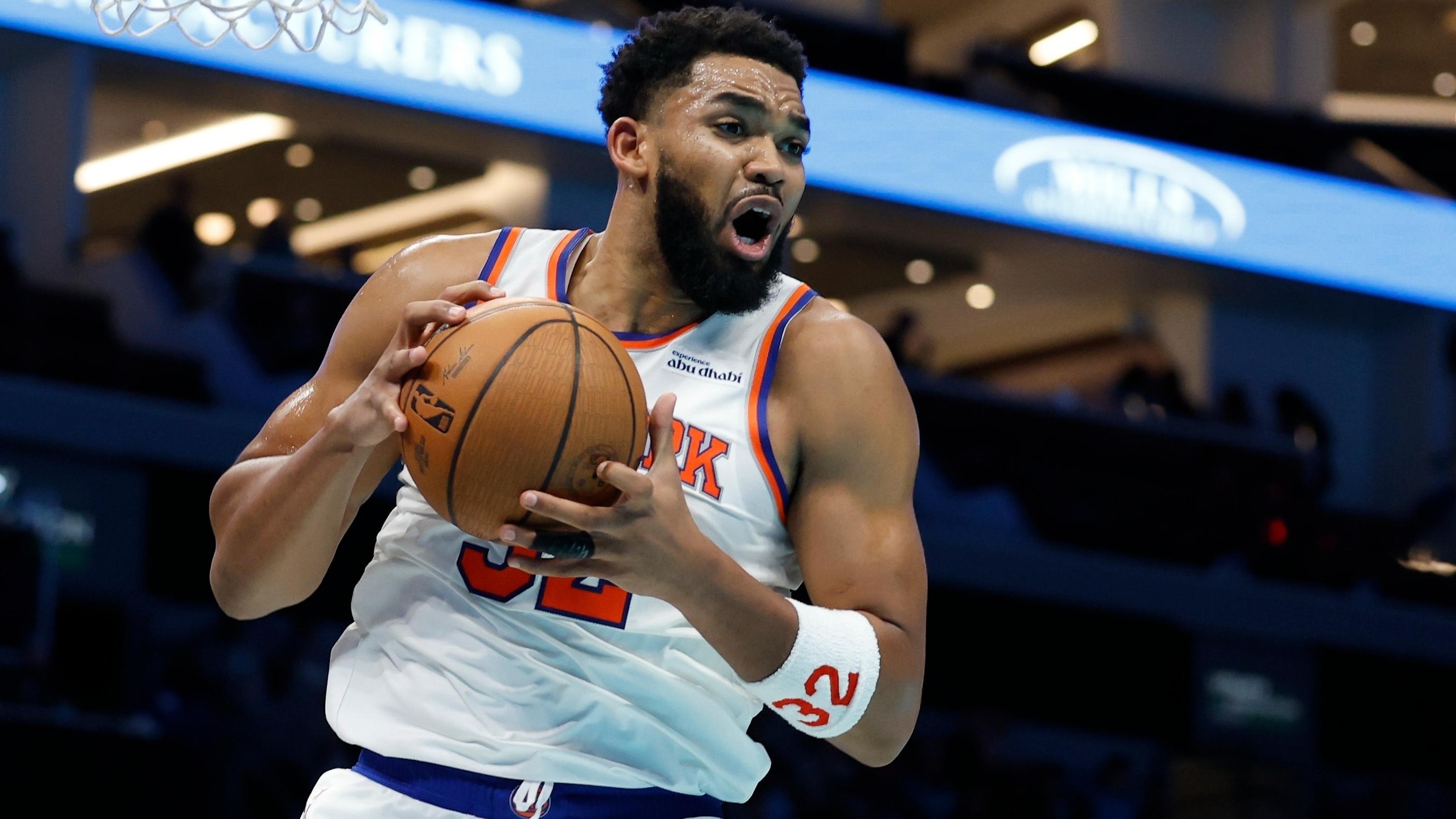 Knicks jump out to a 23-0 lead over the Jazz, largest since NBA