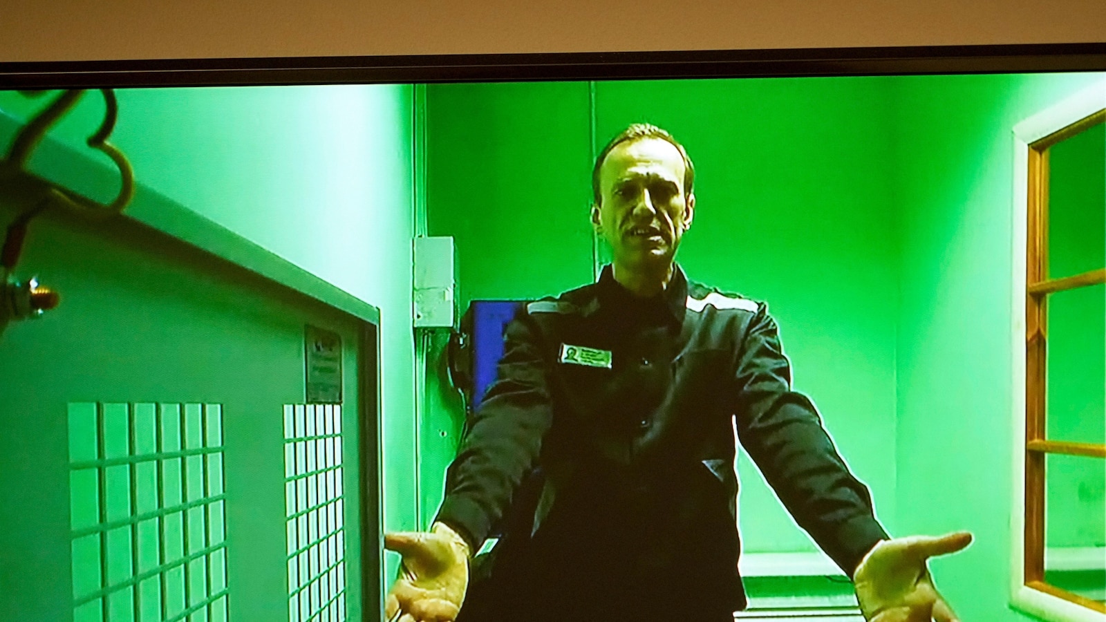 Russians are voting in an election that holds little suspense after Putin crushed dissent