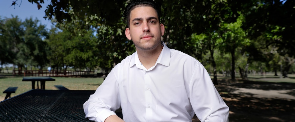 Both parties want to win South Florida Heres one Cuban activists view of the political fight