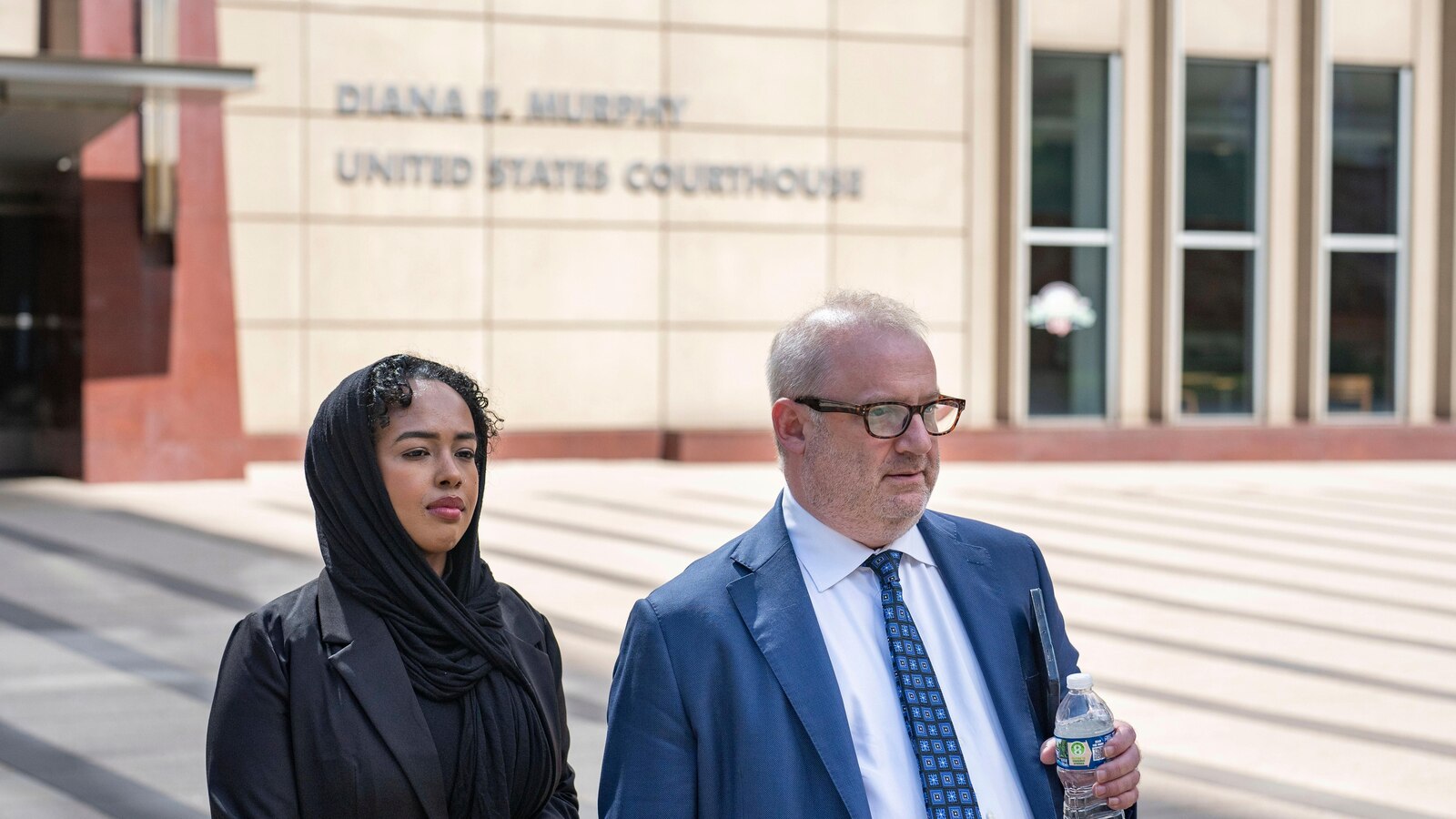  Woman pleads guilty to leaving cash bribe for Minnesota juror in COVID-19-related fraud case