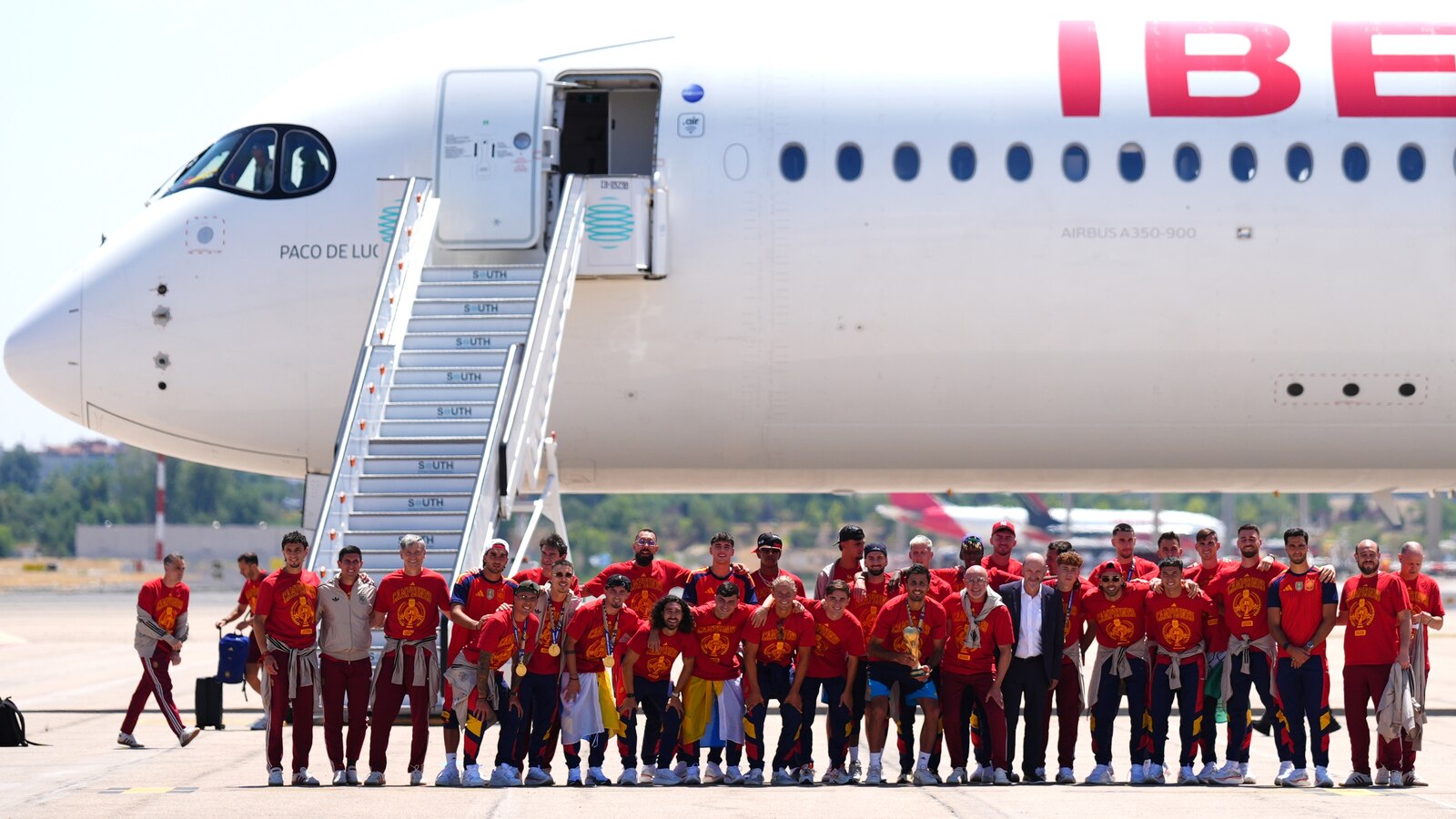 More than 60,000 fans attended a parade in Madrid’s city center to celebrate the triumphant return of Spain’s soccer team after their World Cup victory. <https: