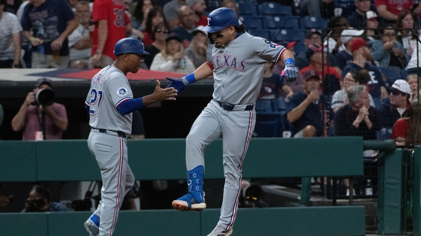 Guardians Lose to Rangers but Maintain AL Central Lead Tied with Tigers