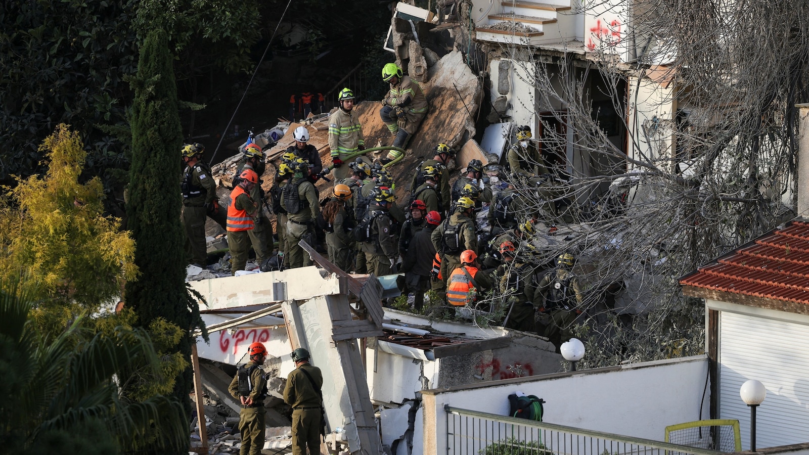 Iran live updates: Casualties reported from missile strikes in Israel