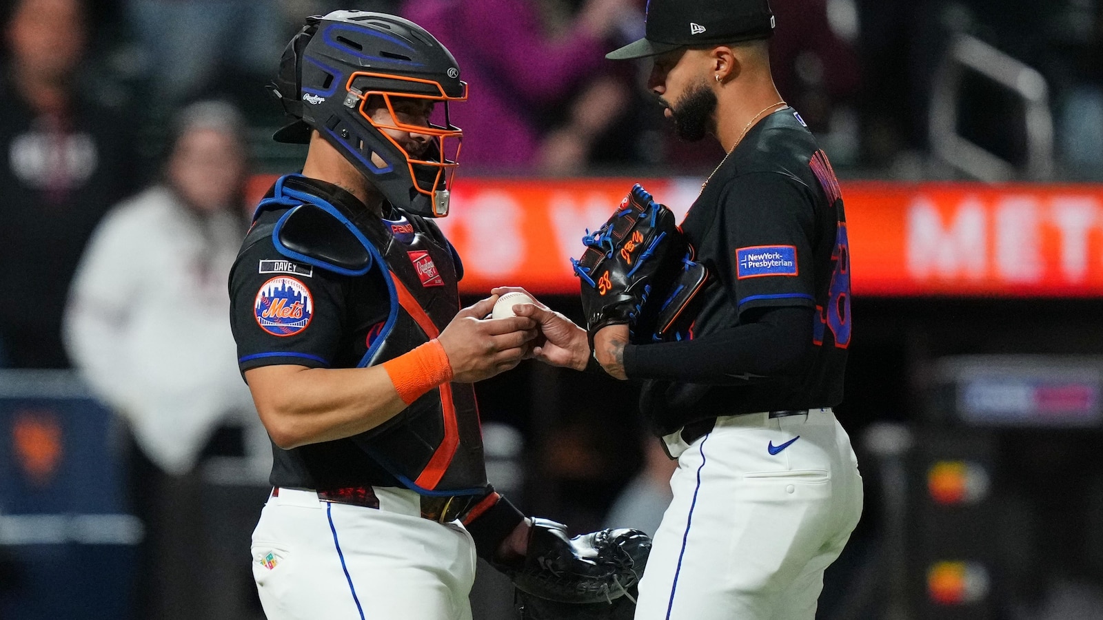 Devin Williams gets the win after the Mets' bullpen mixup
